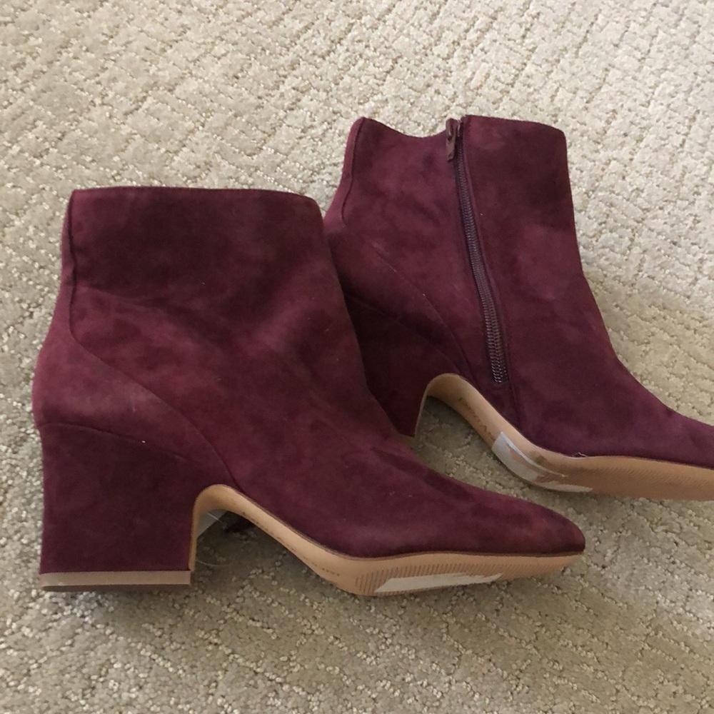 Sued Bootie size 8.5 - Picture 6 of 12